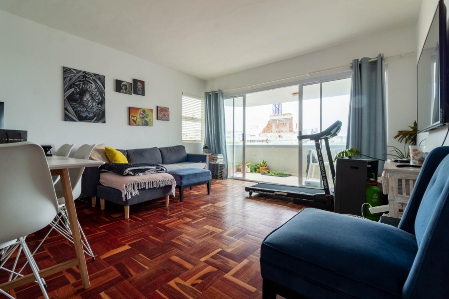 2 Bedroom Property for Sale in Sea Point Western Cape
